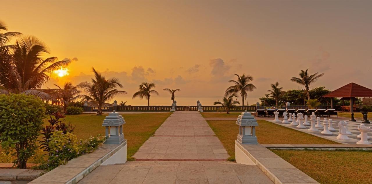 The Park Visakhapatnam Hotel Exterior photo