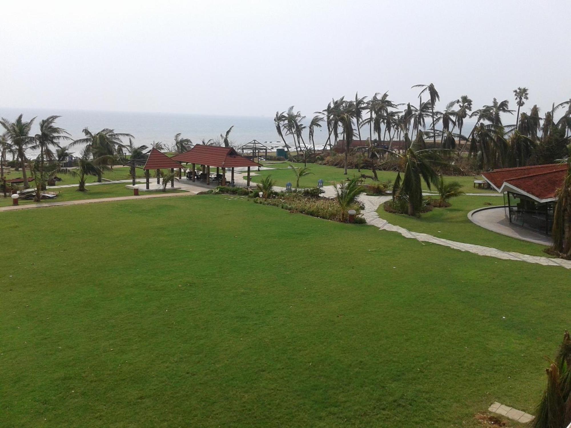 The Park Visakhapatnam Hotel Exterior photo