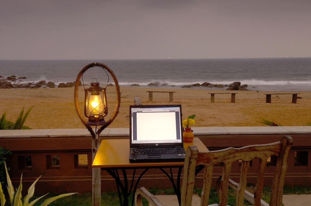 The Park Visakhapatnam Hotel Exterior photo